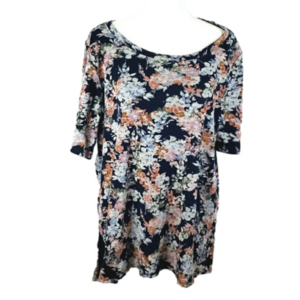 J-Jill pima scoop-neck elbow-sleeve tee Size Large Black Floral